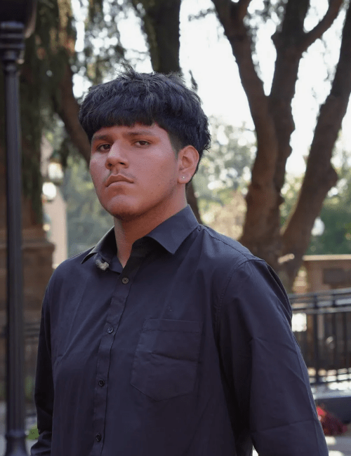 Business S1 Adan Cruz Bio Photo AB min