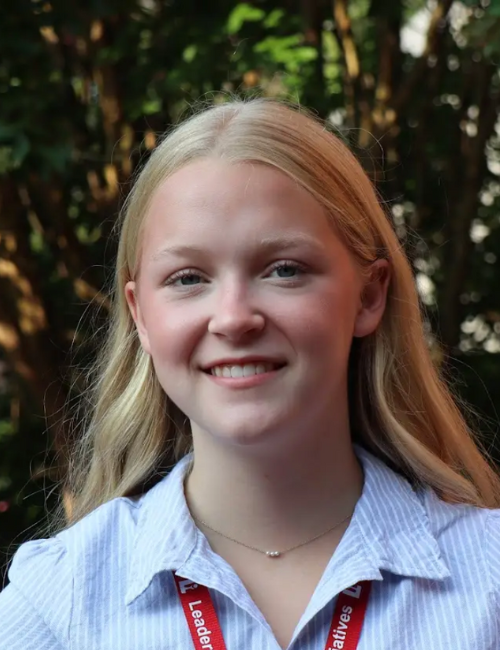 JULIA Worthington