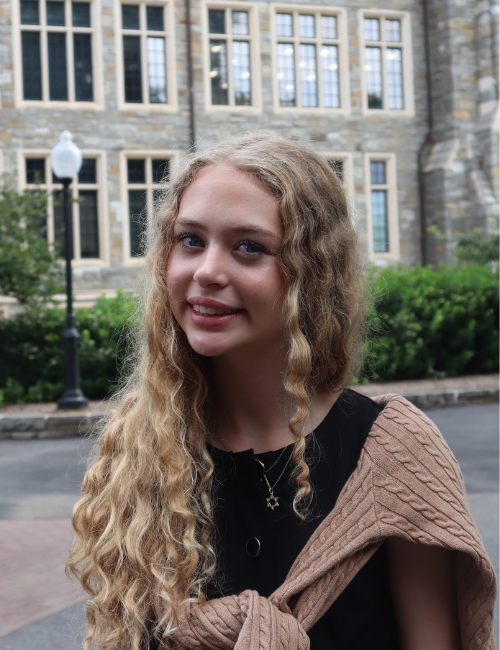 Zoe Roth