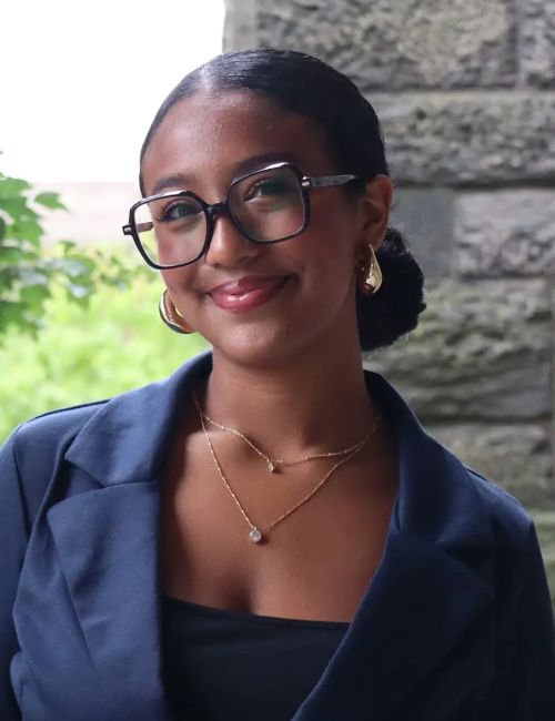 Sariah Amezola Bio