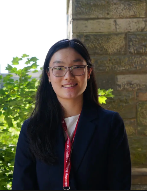 Bus S1 Emily Cho