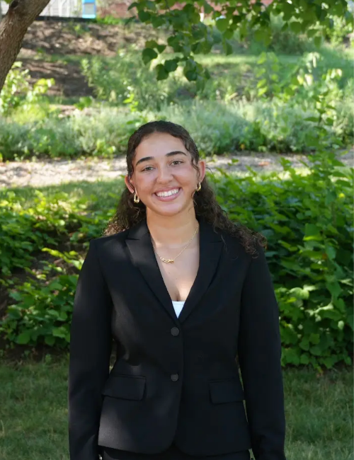 S1 Med Alexa Tchulluian bio