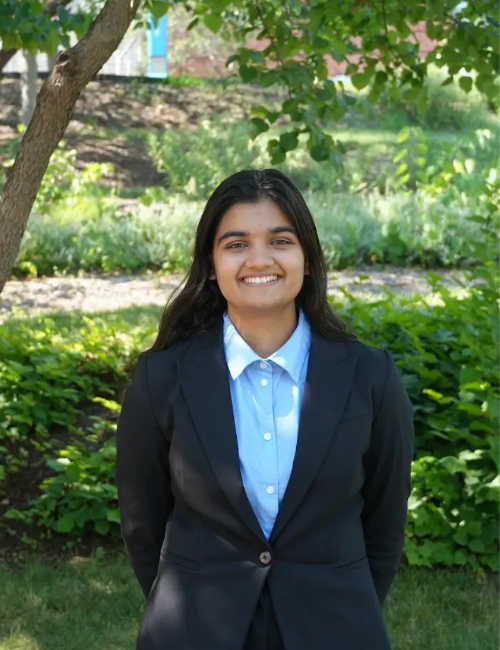 S1 Med Alia Narula bio