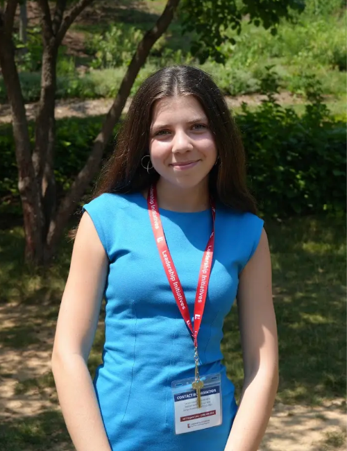 S1 Med Louise Laitin bio