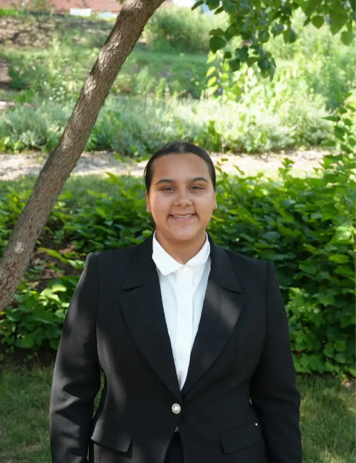 S1 Med Sarah Funes bio