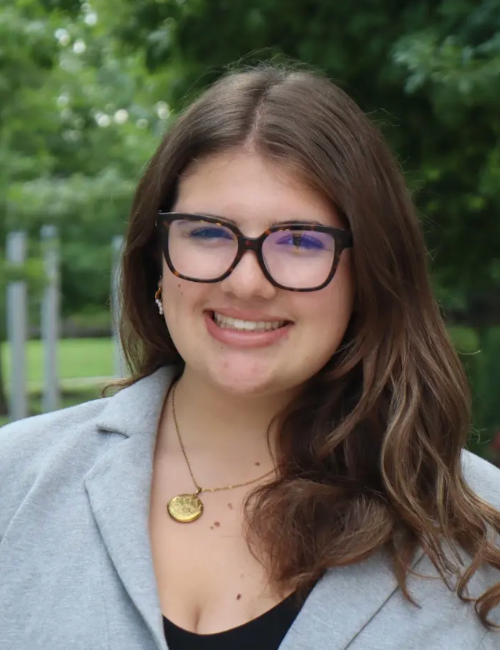 S2 Crim Isabella Cowen Bio